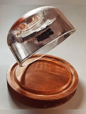 Amber Glass Dome with Brown Wooden Base | Display case | Decór | Collectables